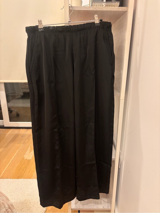 GAP Pants - Mid Rise Recycled Satin Seamed Pants